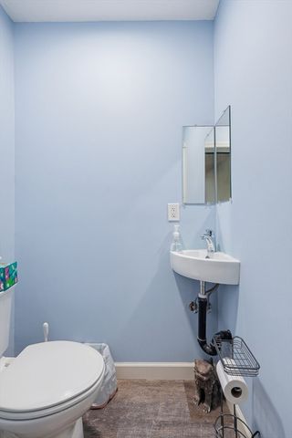 41 Euclid Ave, Springfield, MA 01108