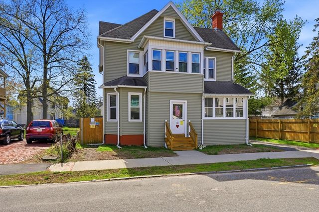 41 Euclid Ave, Springfield, MA 01108