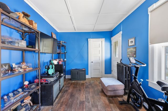 41 Euclid Ave, Springfield, MA 01108