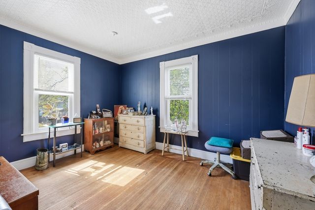 41 Euclid Ave, Springfield, MA 01108