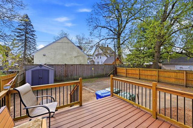 41 Euclid Ave, Springfield, MA 01108