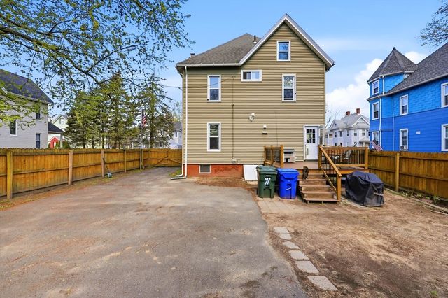 41 Euclid Ave, Springfield, MA 01108