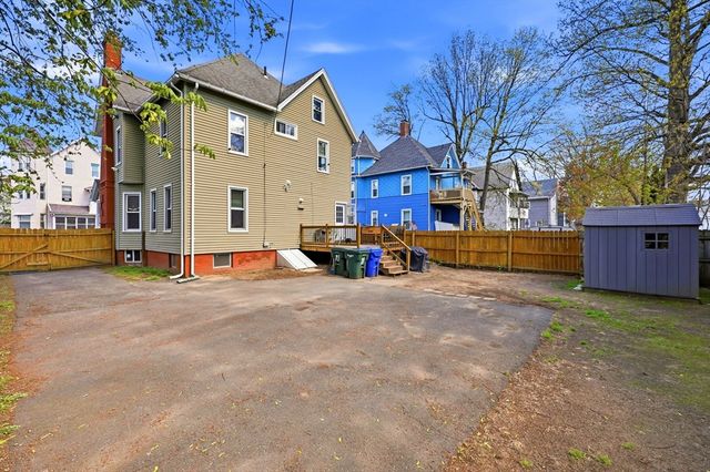 41 Euclid Ave, Springfield, MA 01108