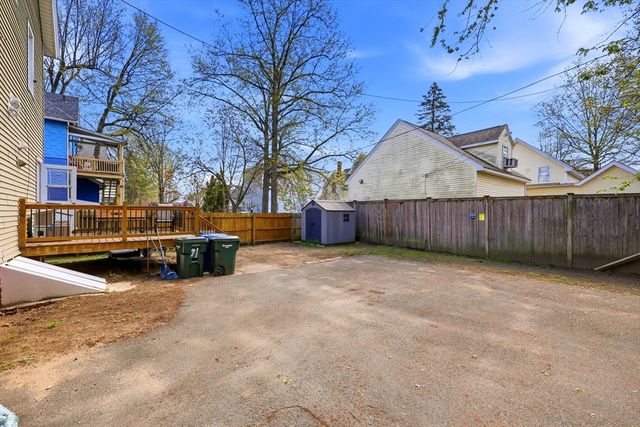 41 Euclid Ave, Springfield, MA 01108