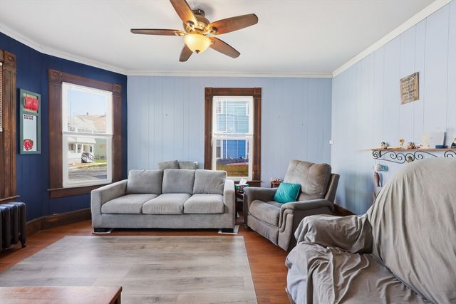 41 Euclid Ave, Springfield, MA 01108
