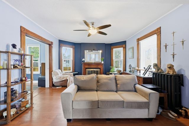 41 Euclid Ave, Springfield, MA 01108
