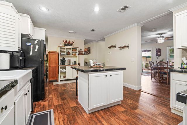 61 Saxon Ct., Murrells Inlet, SC 29576