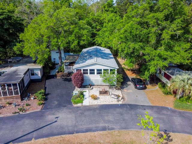 61 Saxon Ct., Murrells Inlet, SC 29576