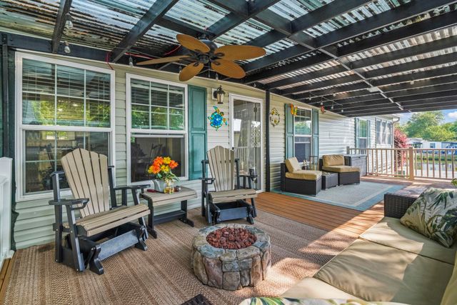 61 Saxon Ct., Murrells Inlet, SC 29576
