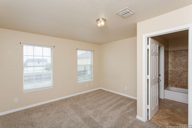 1402 Dry Eagle, San Antonio, TX 78245