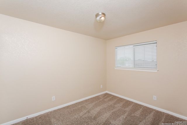 1402 Dry Eagle, San Antonio, TX 78245