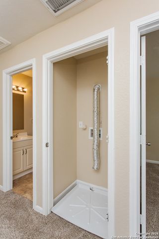 1402 Dry Eagle, San Antonio, TX 78245