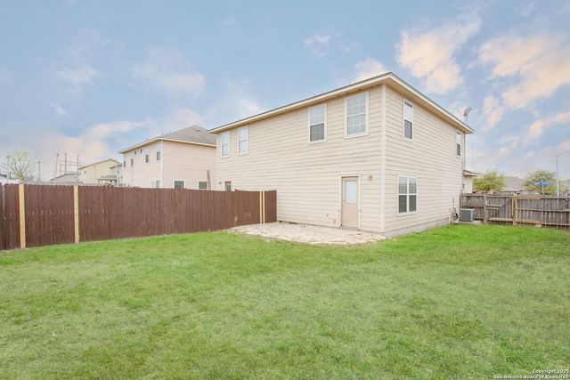 1402 Dry Eagle, San Antonio, TX 78245