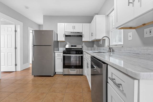 666 Main St 1, Wakefield, MA 01880