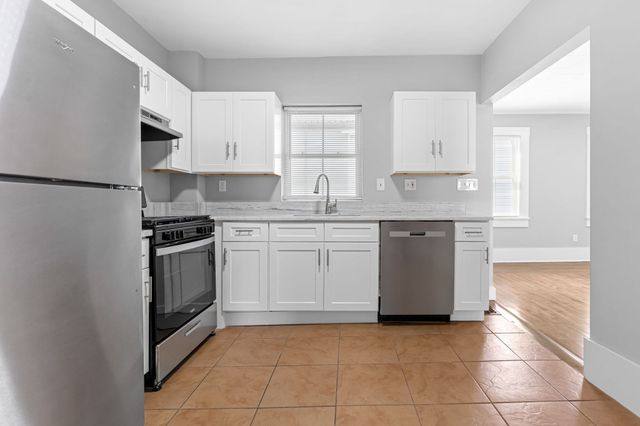 666 Main St 1, Wakefield, MA 01880