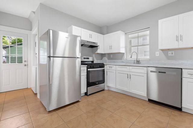 666 Main St 1, Wakefield, MA 01880