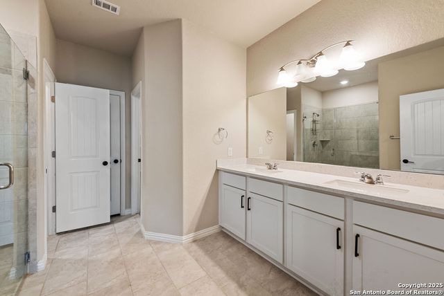 2058 EGRET AVE, New Braunfels, TX 78132