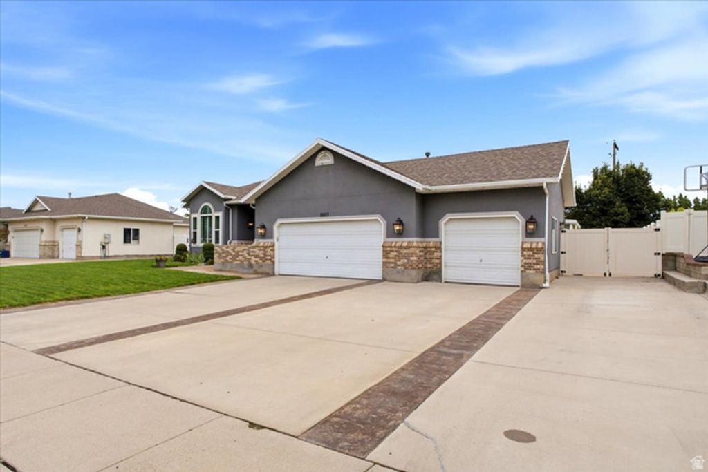 8851 S 2240 W, West Jordan, UT 84088 — photo 2