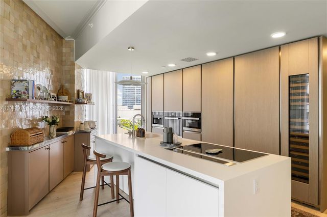 6800 Indian Creek Dr 4D, Miami Beach, FL 33141