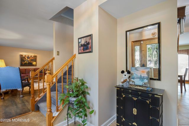 1 Hawthorn Road, Piscataway Twp, NJ 08854