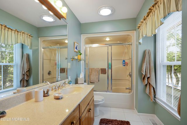 1 Hawthorn Road, Piscataway Twp, NJ 08854