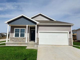 33 Verbena Lane SW, Cedar Rapids, IA 52404