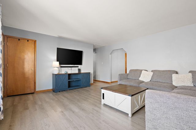 6168 Brie Avenue, Portage, IN 46368