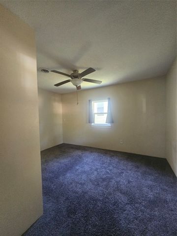 513 3rd Street, Perry, IA 50220
