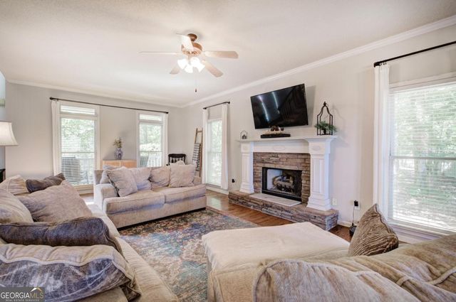 54 Bucky Street, Euharlee, GA 30145