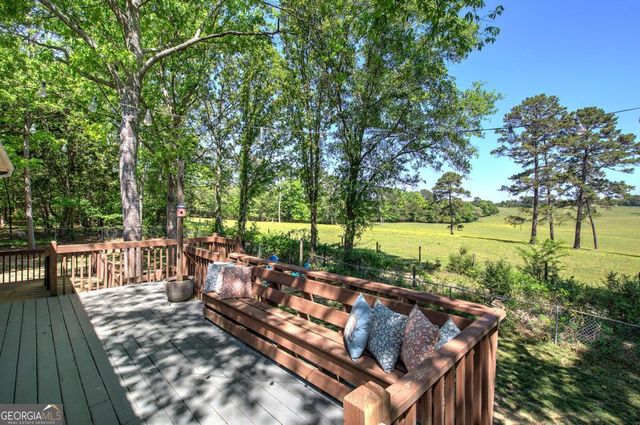 54 Bucky Street, Euharlee, GA 30145