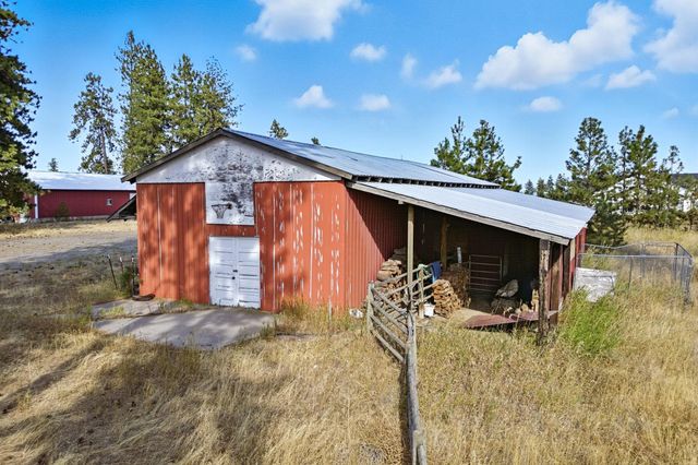 14510 W Pine Bluff Rd, Spokane, WA 99026