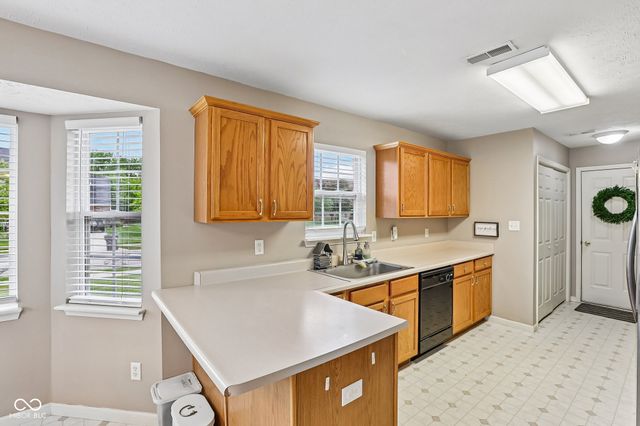 642 Crossfield Drive, Indianapolis, IN 46239
