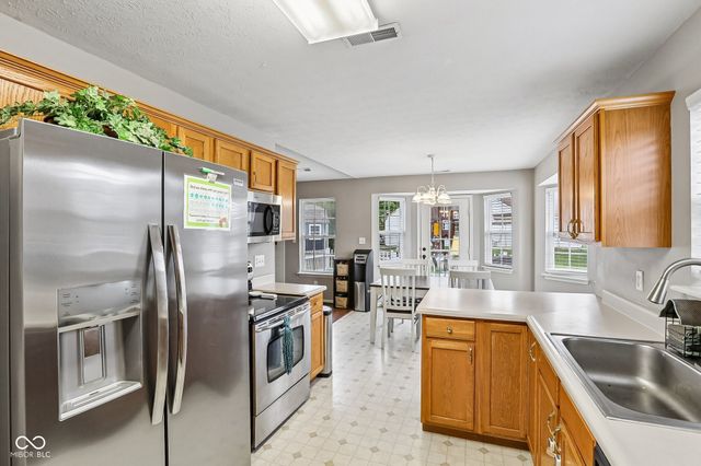 642 Crossfield Drive, Indianapolis, IN 46239