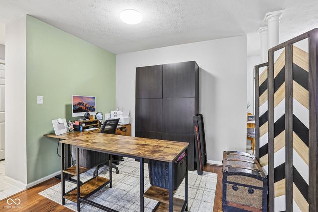 642 Crossfield Drive, Indianapolis, IN 46239