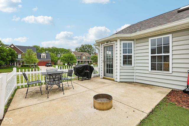 642 Crossfield Drive, Indianapolis, IN 46239