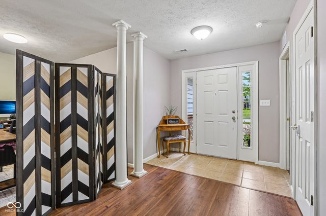 642 Crossfield Drive, Indianapolis, IN 46239