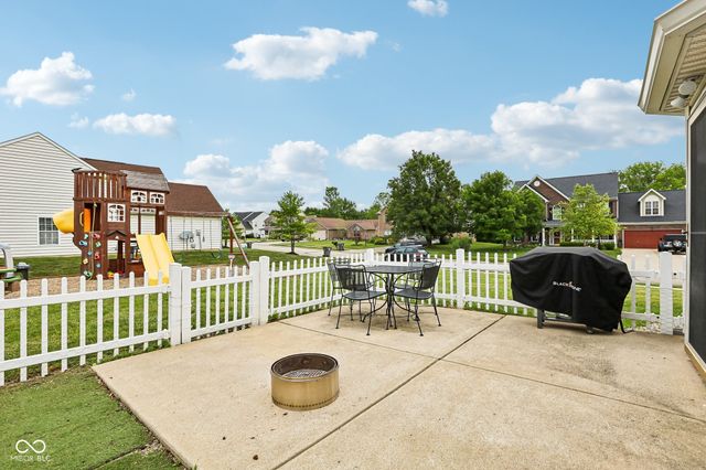 642 Crossfield Drive, Indianapolis, IN 46239