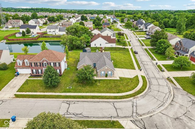 642 Crossfield Drive, Indianapolis, IN 46239