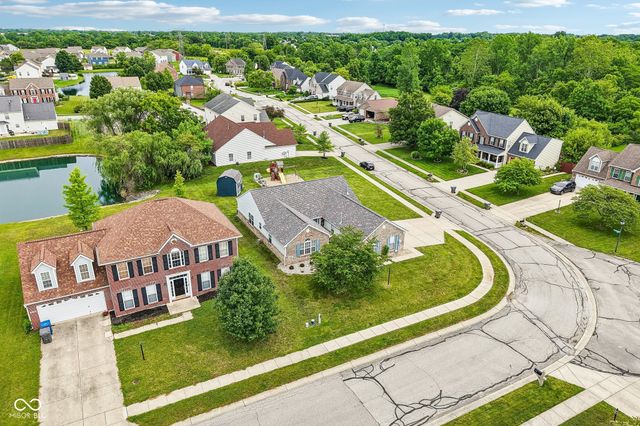 642 Crossfield Drive, Indianapolis, IN 46239