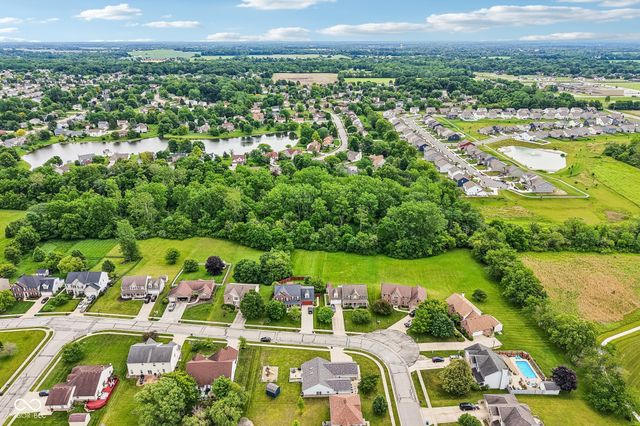 642 Crossfield Drive, Indianapolis, IN 46239