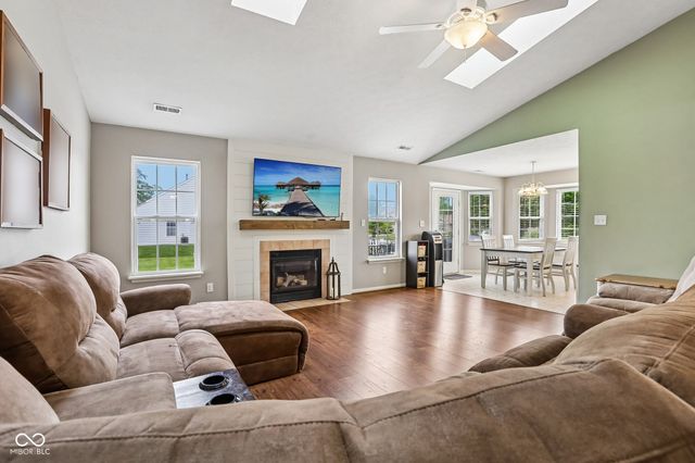 642 Crossfield Drive, Indianapolis, IN 46239