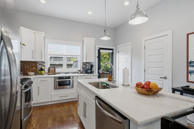 735 28th Ave, N, Nashville, TN 37208