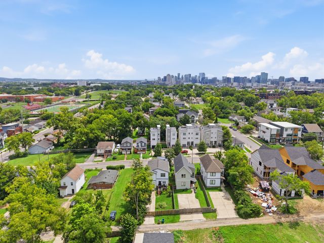 735 28th Ave, N, Nashville, TN 37208