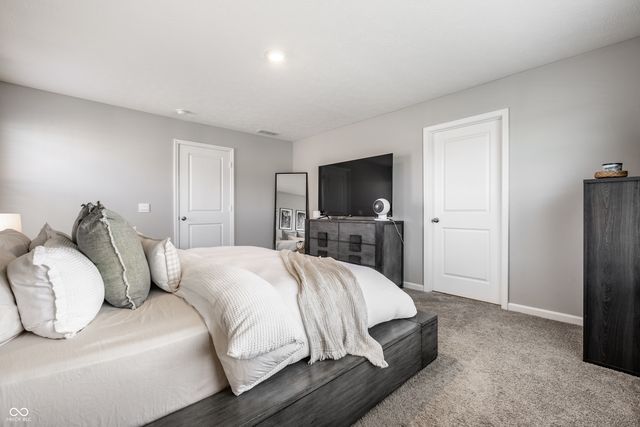 6061 Granby Drive, Whitestown, IN 46075