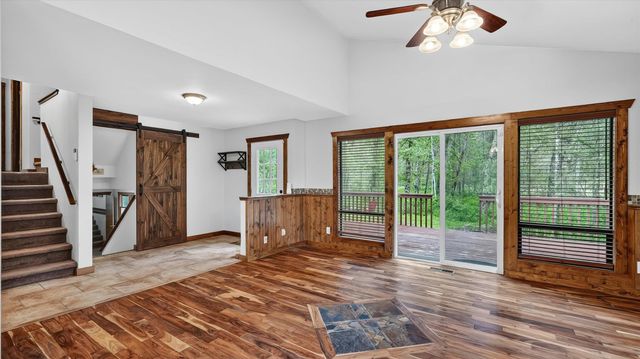23311 N Crescent Rd, Chattaroy, WA 99003
