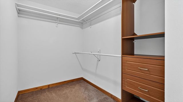 23311 N Crescent Rd, Chattaroy, WA 99003