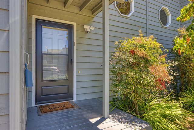 4320 Clares Street J, Capitola, CA 95010