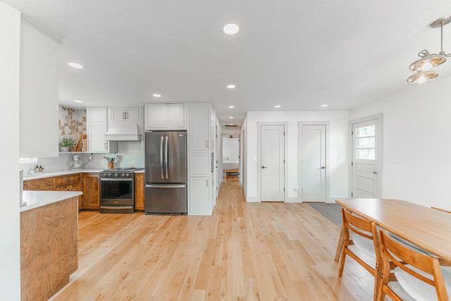 203 Prairie View DRIVE, North Prairie, WI 53153