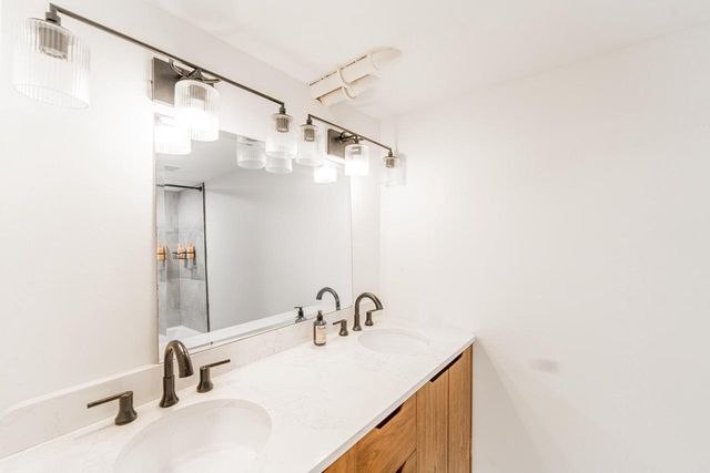 203 Prairie View DRIVE, North Prairie, WI 53153