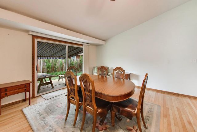 201 E Monroe Avenue, Villa Park, IL 60181